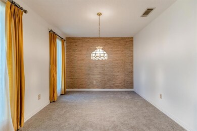 520 Cumberland Dr, Hurst, TX 76054 - photo 5