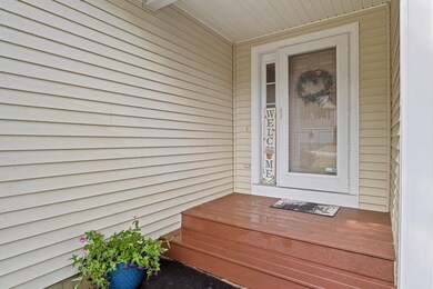 29 Forrest St, East Hampstead, NH 03826 - photo 2