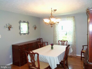 1 Roxburgh Ct, Nottingham, MD 21236 - photo 5