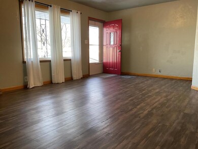 410 N Walnut St, Seiling, OK 73663 - photo 3