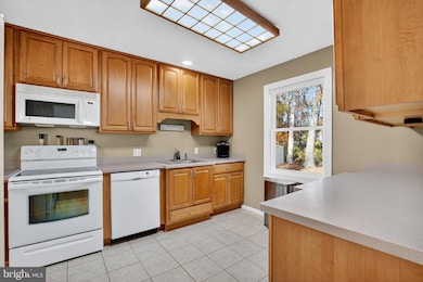 12720 Bar Oak Dr, Waldorf, MD 20601 - photo 7