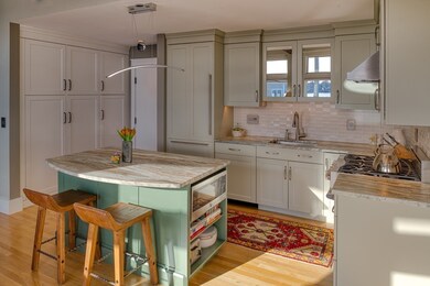 24 Lee St unit B2, Marblehead, MA 01945 - photo 2