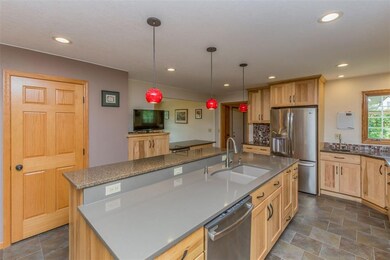 2961 S Park Ridge Rd, Marion, IA 52302 - photo 7