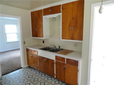 1809 S Genesee Dr, Lansing, MI 48915 - photo 6