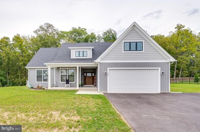 120 Moonstone Dr, Kearneysville, WV 25430 - photo 2