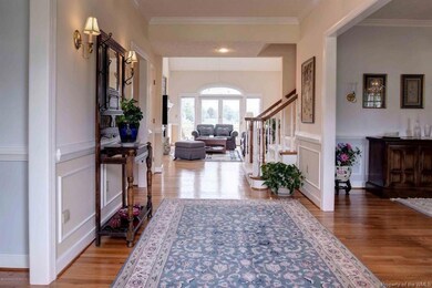 4 Foyer