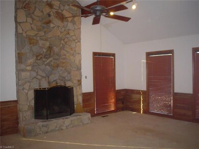 3304 Mildred Ave, Jamestown, NC 27282 - photo 5