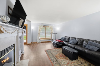 1101 Ellys Way, Slinger, WI 53086 - photo 3