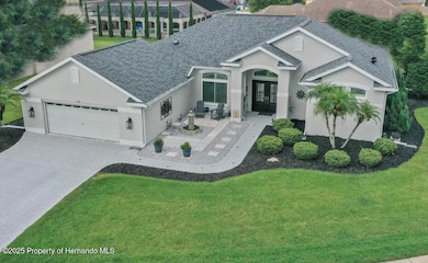3456 Hanging Moss Loop, Spring Hill, FL 34609 - photo 4