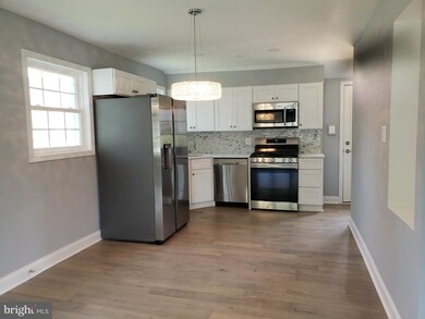 4413 Bayne St, Rockville, MD 20853 - photo 3