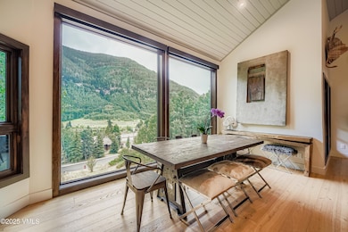 Summer Dining Room 3