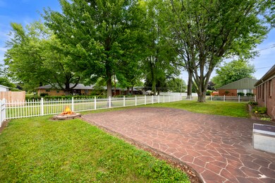 3928 Laurel Ln, Anderson, IN 46011 - photo 3