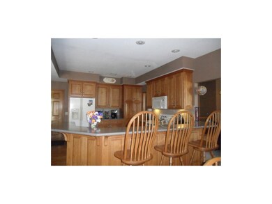 kitchen breakfast bar