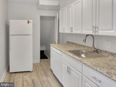 5802 Plumer Ave, Baltimore, MD 21206 - photo 6