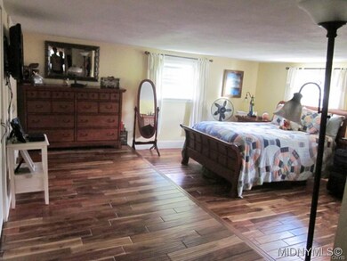 Mstr BR w/ hardwoods & Bath