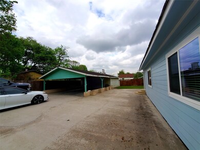 7212 Ray St, Houston, TX 77093 - photo 3