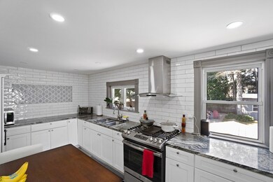 58 Jasper St, Saugus, MA 01906 - photo 6