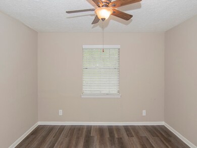 4503 Werner St unit 20, Houston, TX 77022 - photo 3