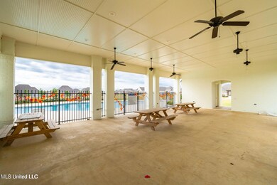 492 Aurora Cir, Canton, MS 39046 - photo 4