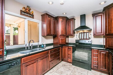 Rovey Ave-8