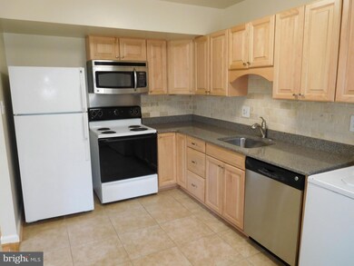 3107 Buccaneer Ct unit 101A, Fairfax, VA 22031 - photo 6