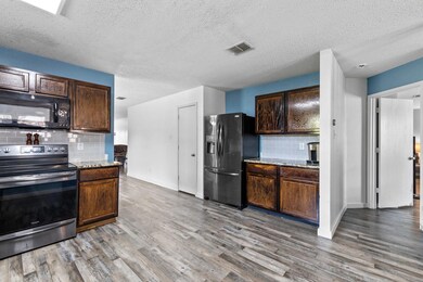 8905 Harvest Moon Trail, Denton, TX 76210 - photo 3