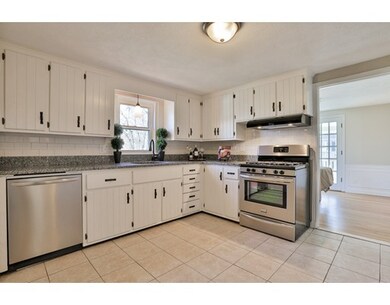 15 Elmcrest Rd, Wakefield, MA 01880 - photo 6