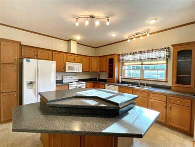 72 Kapper Dr, Winchester, NH 03470 - photo 6