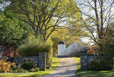 102 Melius Rd, Warren, CT 06754 - photo 3