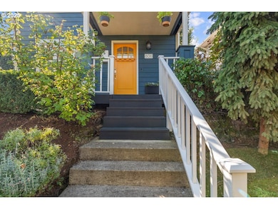 806 NE Failing St, Portland, OR 97212 - photo 3