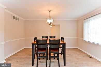 8332 Imperial Dr, Laurel, MD 20708 - photo 7