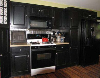 38 Allen Ave, Westfield, MA 01085 - photo 4