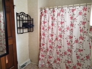 724 Mckinley Ave, Vandergrift, PA 15690 - photo 5