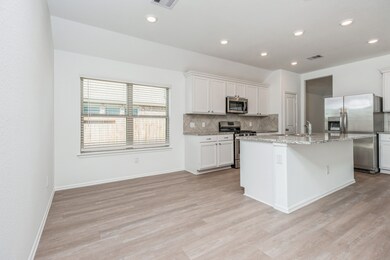 215 Temple Memorial Dr, Magnolia, TX 77354 - photo 5