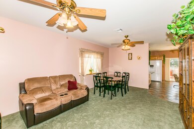 02 Family Room