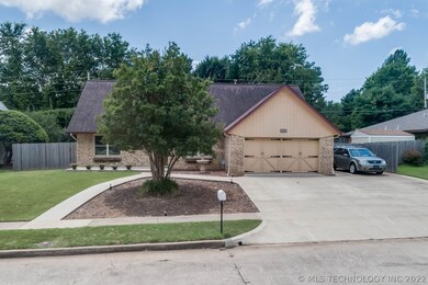 133 W Charlotte St, Broken Arrow, OK 74011 - photo 5