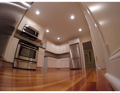 24 Ionia St, Springfield, MA 01109 - photo 6