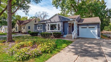 2614 53rd St, Des Moines, IA 50310 - photo 2