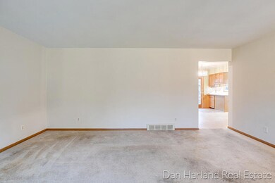 6_2520_Powers_Dan_Harland_Real_Estate