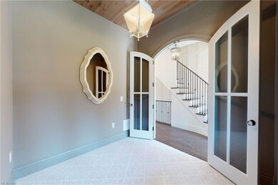 8391 Falls Glen Ln, Olmsted Falls, OH 44138 - photo 3