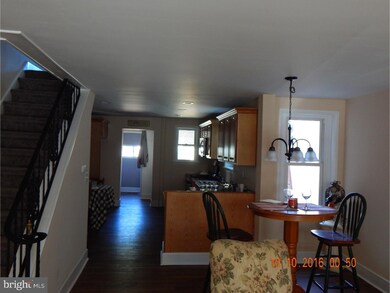 313 W 5th St, Lansdale, PA 19446 - photo 4