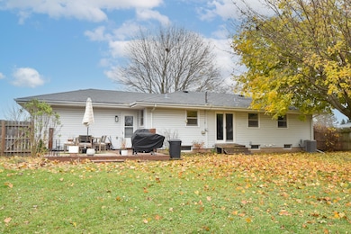 1566 Scott Rd, Port Washington, WI 53074 - photo 4