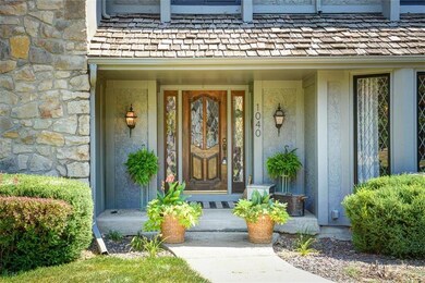 Front of Home - Close