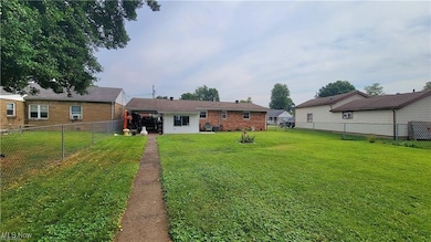 118 E 6th St, Williamstown, WV 26187 - photo 2