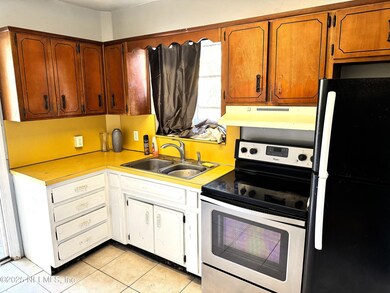 6378 Delacy Rd, Jacksonville, FL 32244 - photo 4