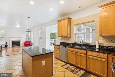 1805 Kirklees Way, Hanover, MD 21076 - photo 3