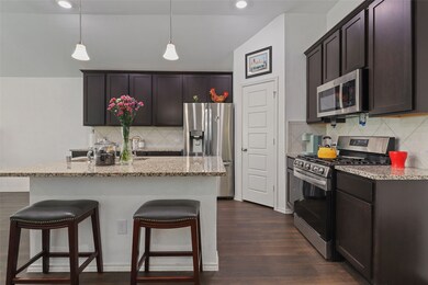 325 Linedale Ave, Magnolia, TX 77354 - photo 4