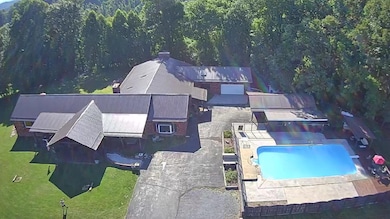 466 Irish St, Summersville, WV 26651 - photo 7