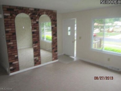 326 Erieview Blvd, Sheffield Lake, OH 44054 - photo 5