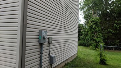 8015 Apple Valley Dr, Louisville, KY 40228 - photo 4